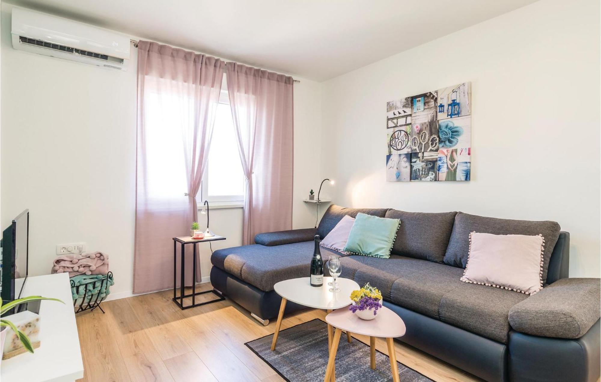 Gorgeous Apartment In Rijeka With House Sea View Exterior photo